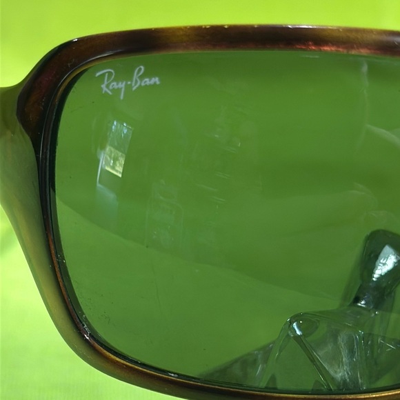 In excellent condition, asking $100 plus shipping - Picture 1 of 6